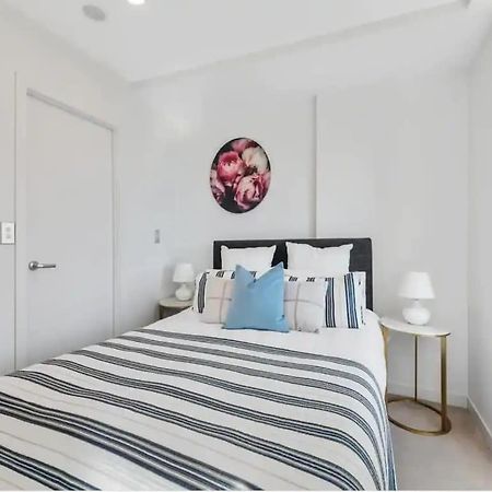 오클랜드 Just Opposite To Sky Tower , 2 Bed 2 Bath In Cbd 아파트 외부 사진