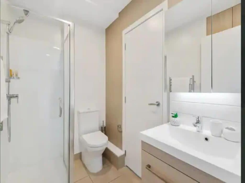 오클랜드 Just Opposite To Sky Tower , 2 Bed 2 Bath In Cbd 아파트 외부 사진