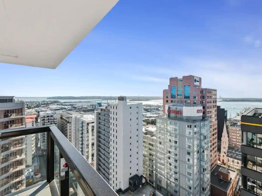 오클랜드 Just Opposite To Sky Tower , 2 Bed 2 Bath In Cbd 아파트 외부 사진